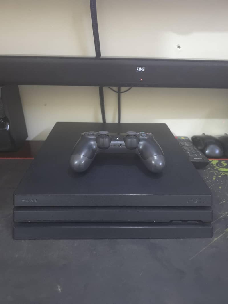 PS4 Pro 1TB (Immaculate Condition) 1