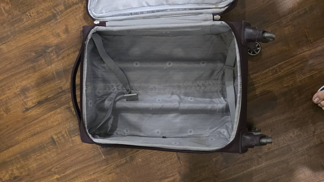 Small suitcase 1