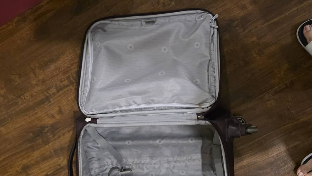 Small suitcase 2