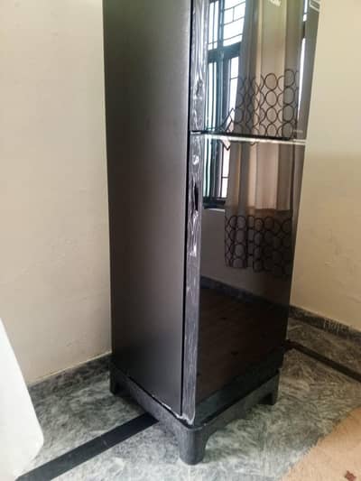 Haier 10 CFT EP-276 E-Star Refrigerator | Excellent Condition