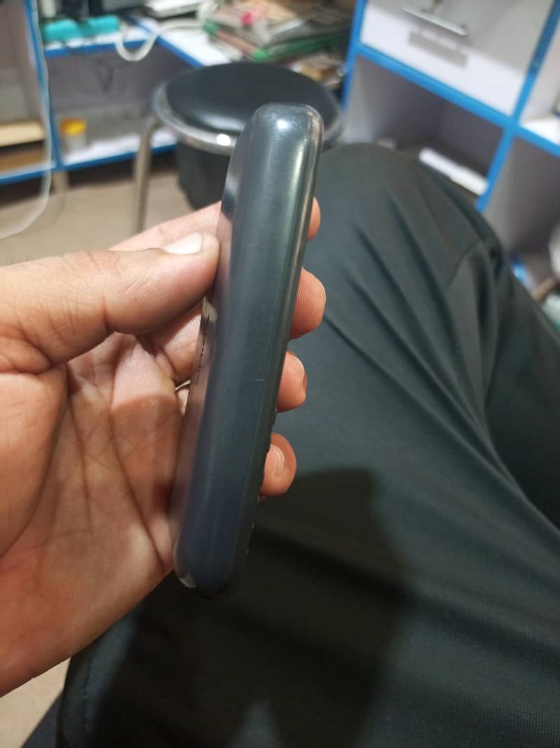 Nokia 4