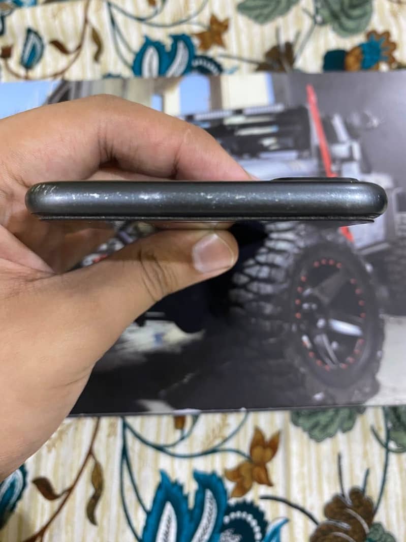 Apple iPhone 8 Plus 2