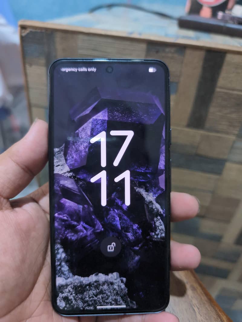 Google Pixel 8 1