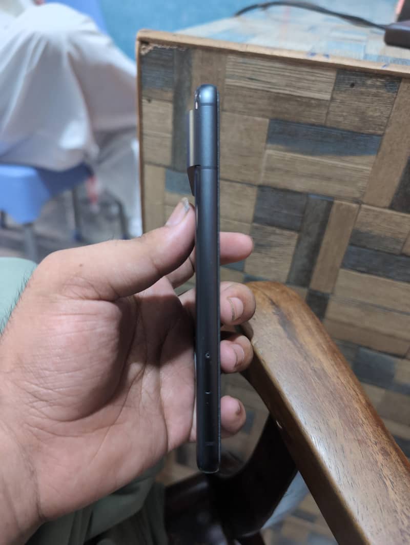 Google Pixel 8 2