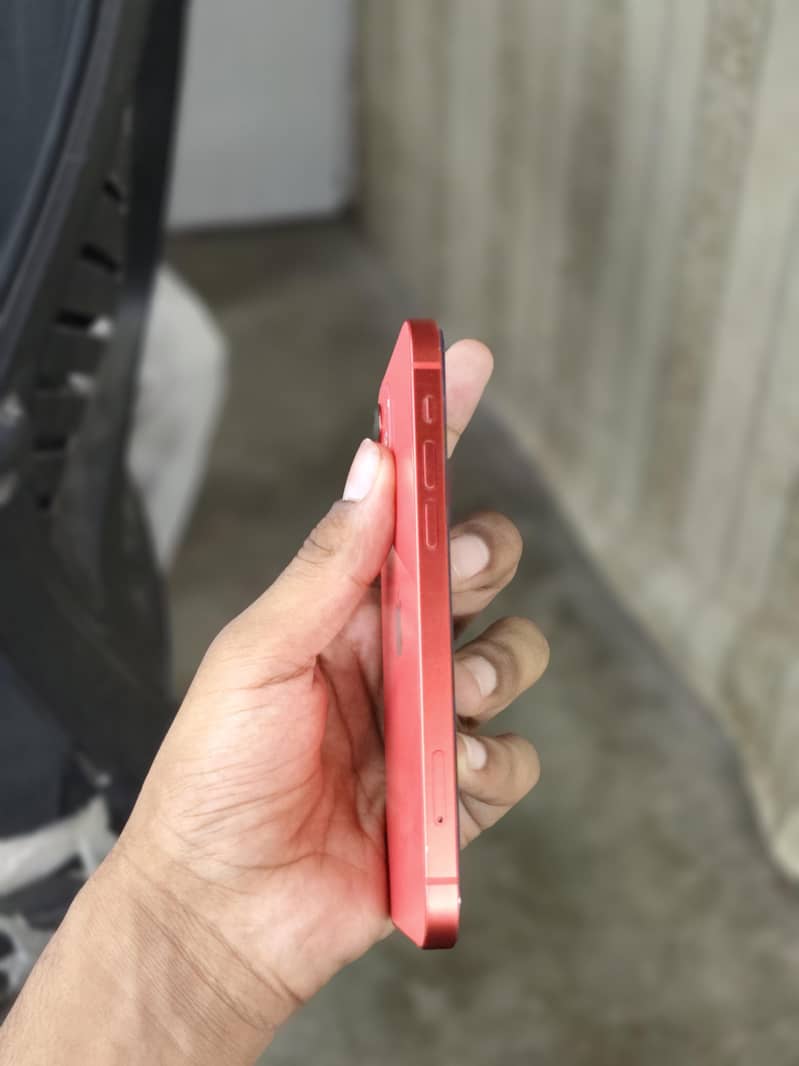 iPhone 12 3