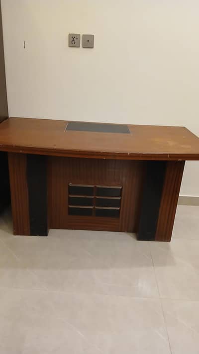 wood office table