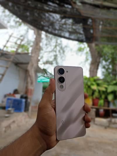 Vivo Y04 4/64 Only phone brand new
