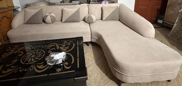 L shape of a comfortable to set broad and new