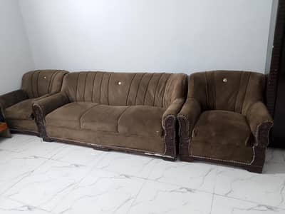 3+1+1 Sofa Set - Excellent Condition