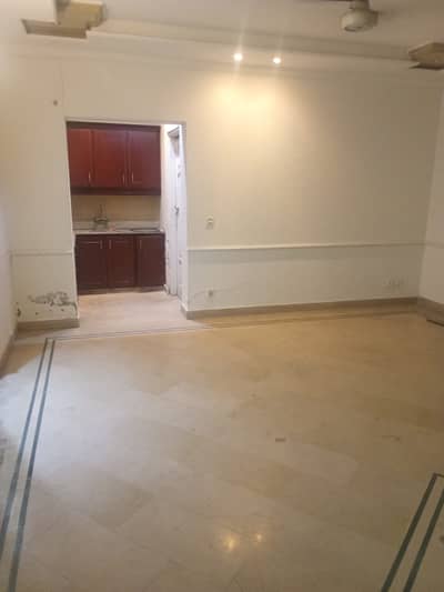 2 kanal upper portion available for rent