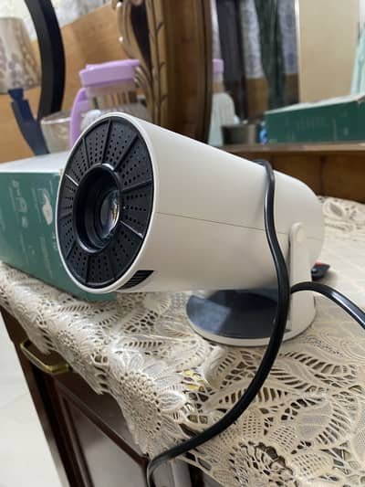 Projector in new condition