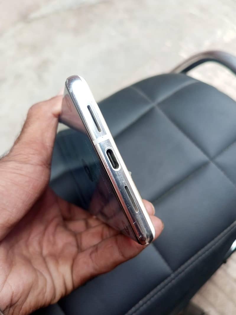 Google Pixel 6 Pro 2