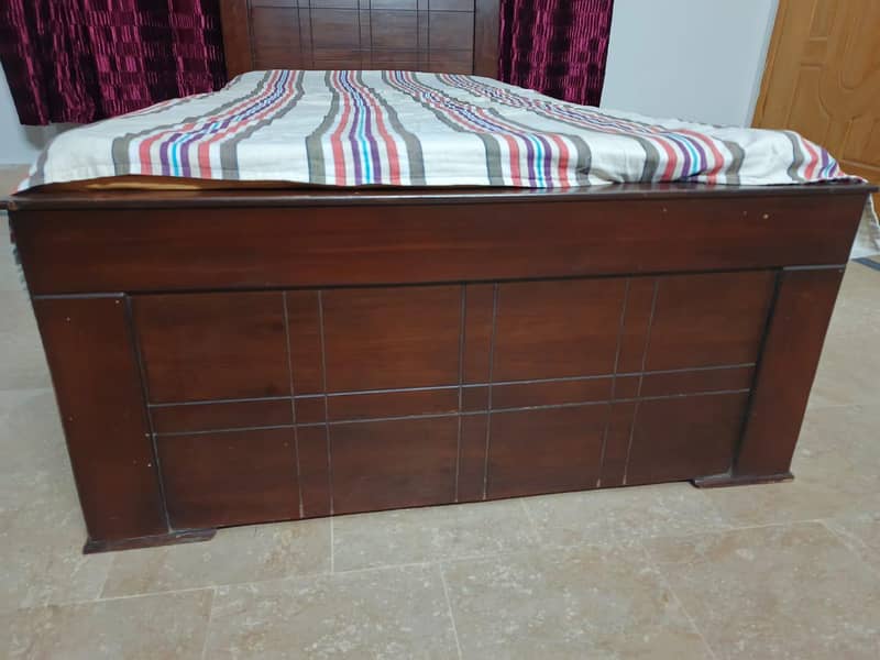 SINGLE BED 1