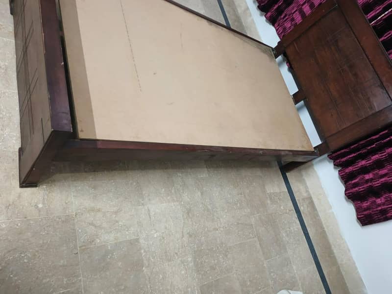 SINGLE BED 3