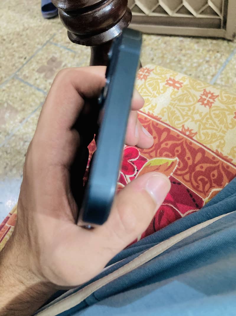 Iphone 13 3