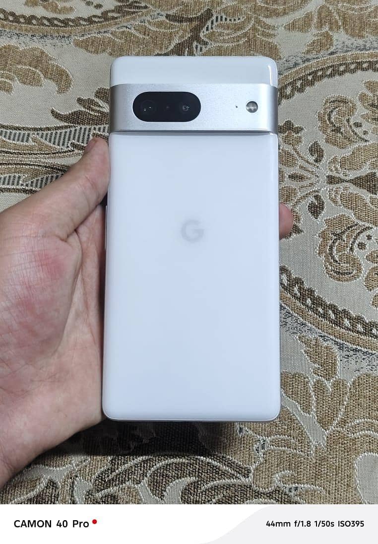 Google Pixel 7 5