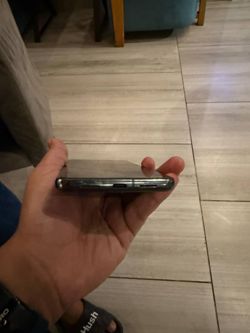 Google Pixel 8 Pro 4