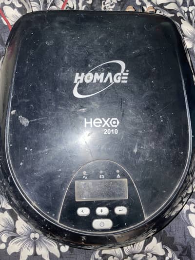 Homage hexa 2010