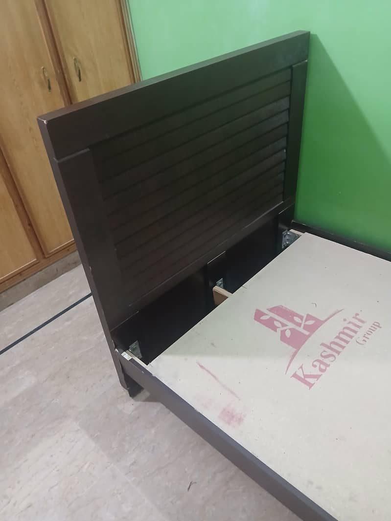 Single Bed 4