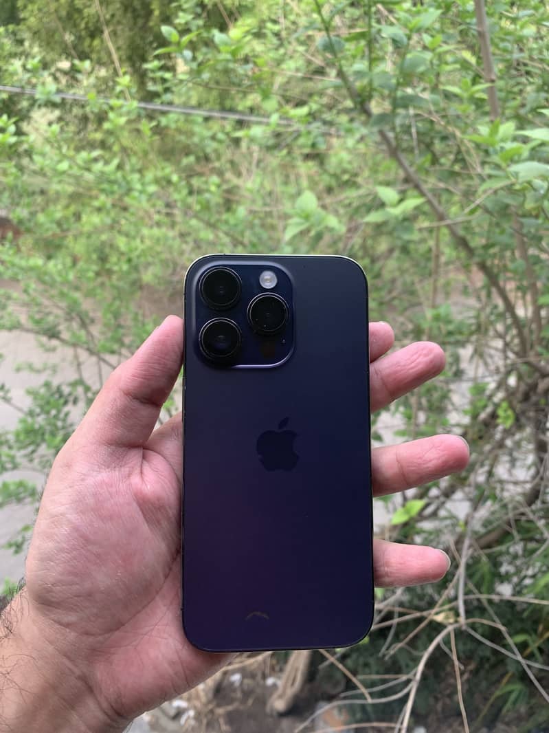 iPhone 14 Pro 1