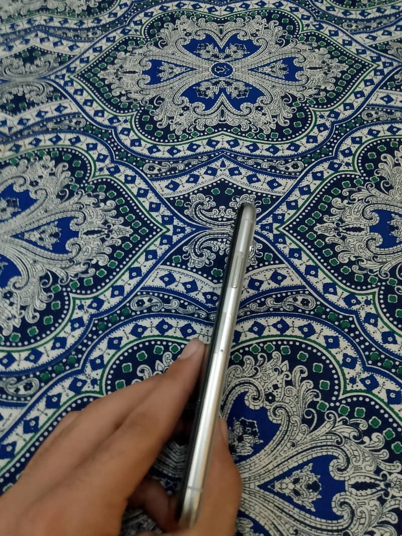 Iphone x 4