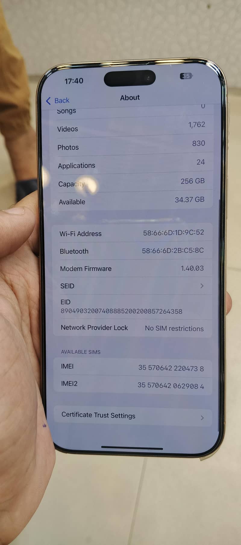 Apple iPhone 16 Pro Max 1