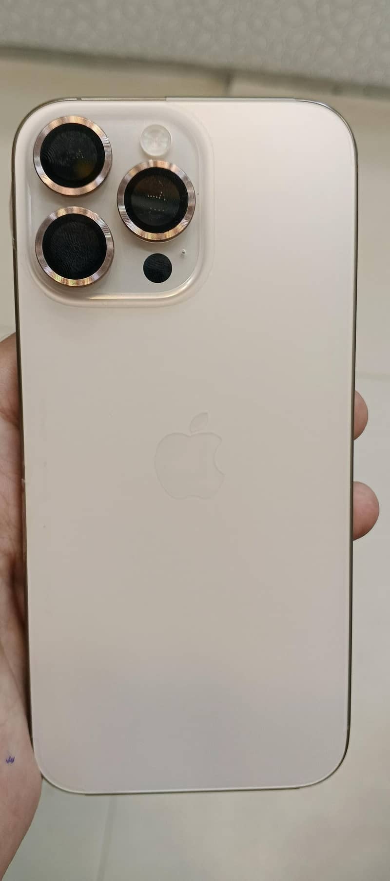 Apple iPhone 16 Pro Max 5