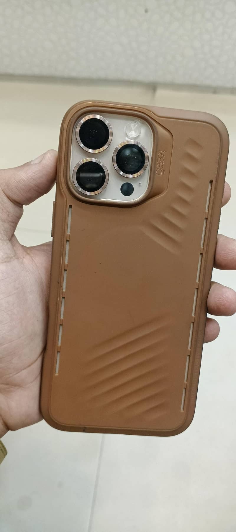 Apple iPhone 16 Pro Max 6