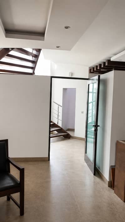 6.5 Marla Building Available For Rent On College Road Ground + 1 Floor