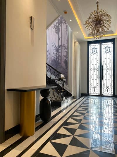 1 Kanal Full Basment House For Sale .