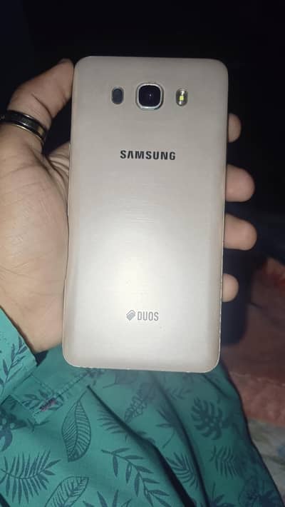Samsung Mobile J7