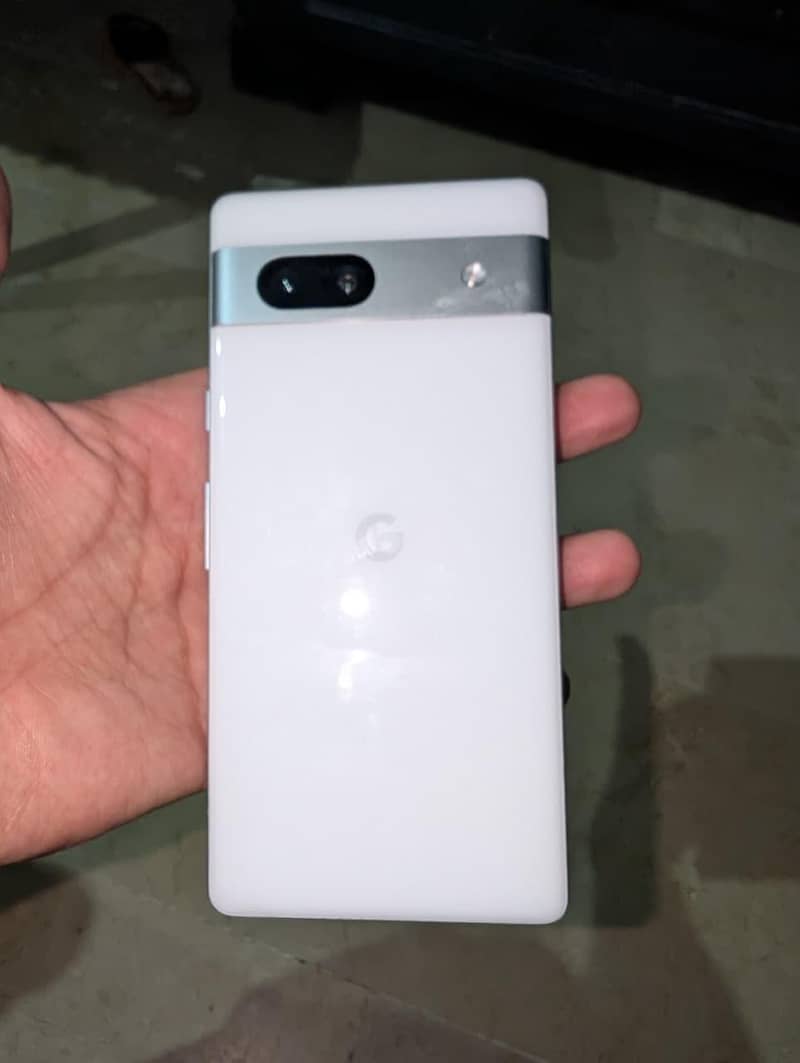 Google Pixel 7a 5