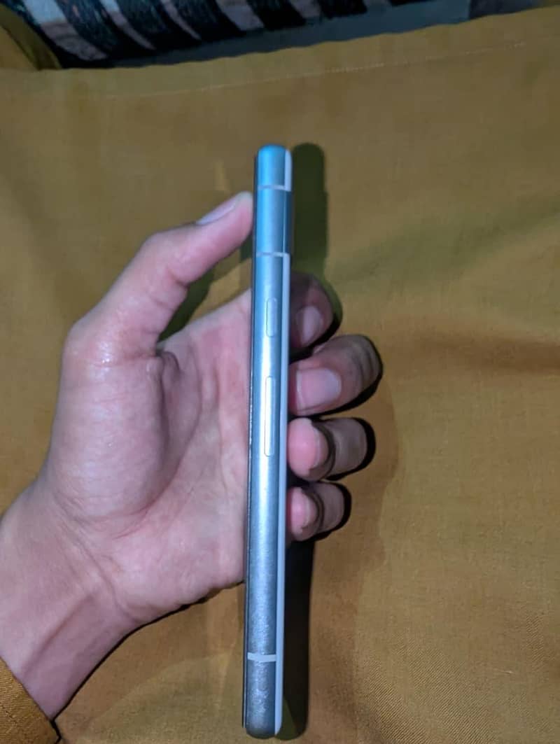 Google Pixel 7a 6