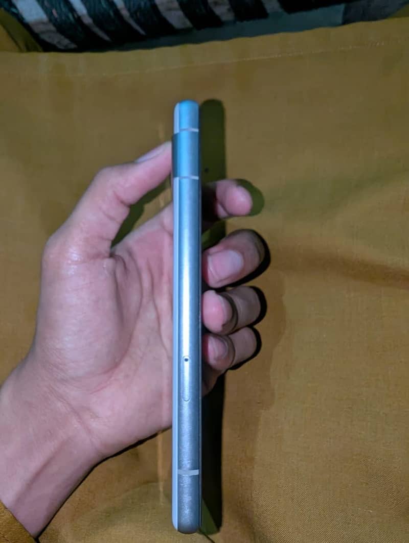 Google Pixel 7a 9