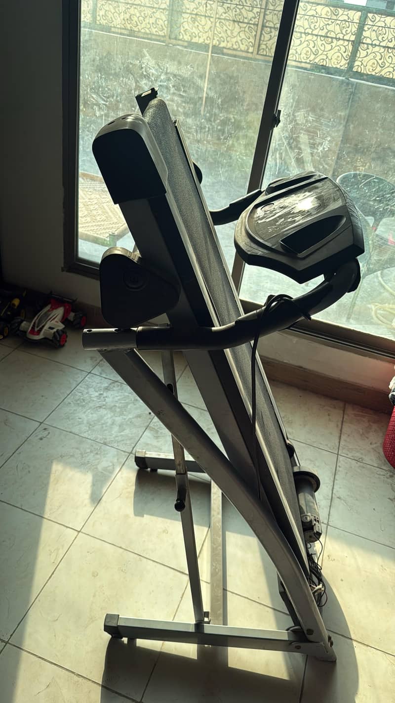 Running Treadmill 1