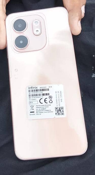 Infinix Smart 9Smart 9 Complete Set, Box + Charger"