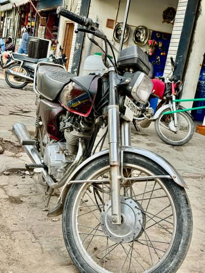 Honda 125 model 2018 red colore