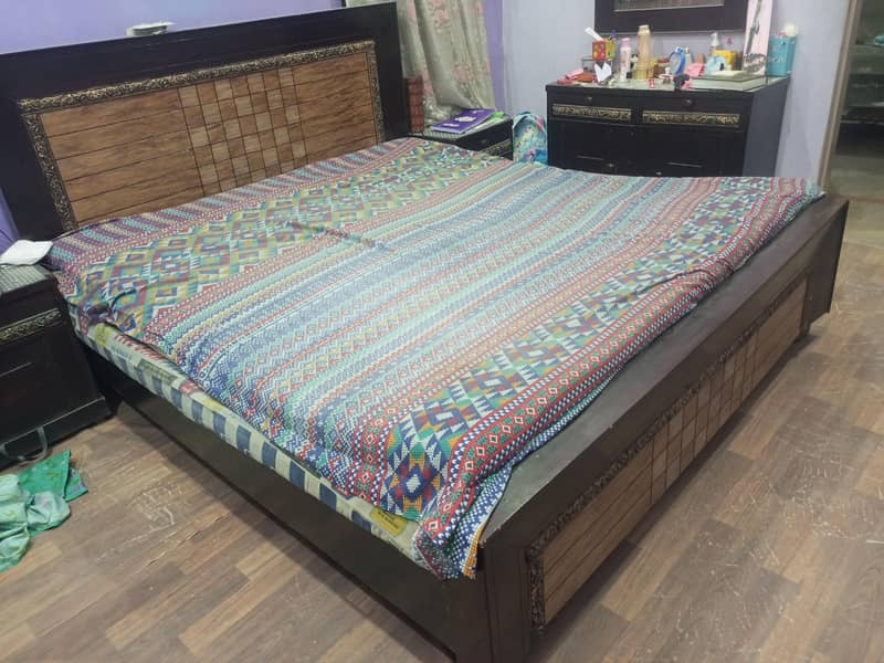 bed only 1