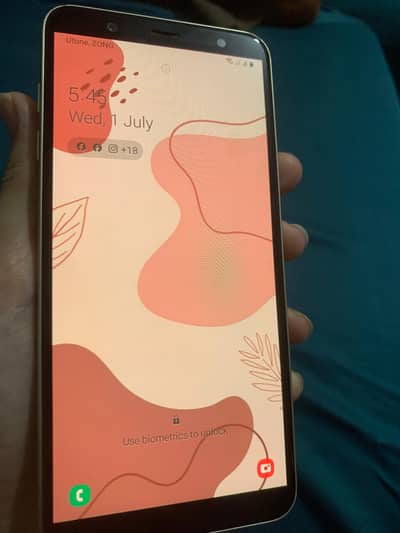 Samsung Glaxy J8