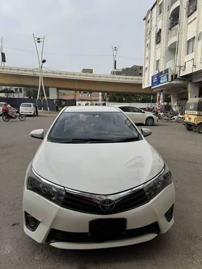 Toyota Corolla Altis 2015