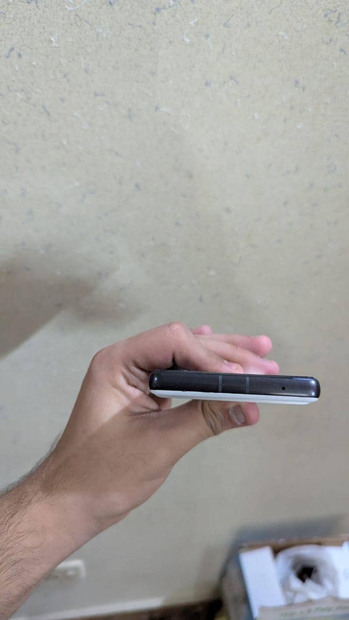 Google Pixel 7a 2