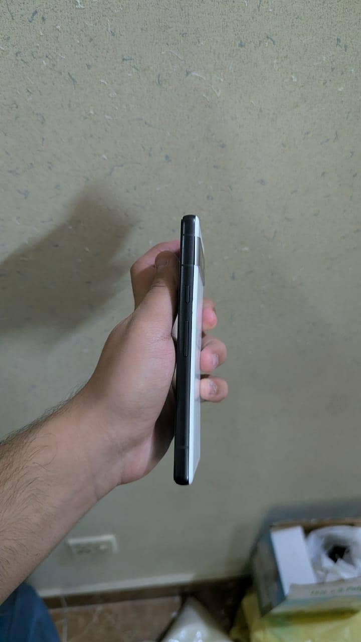 Google Pixel 7a 4