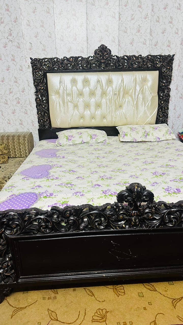 Chinoti Bed 2