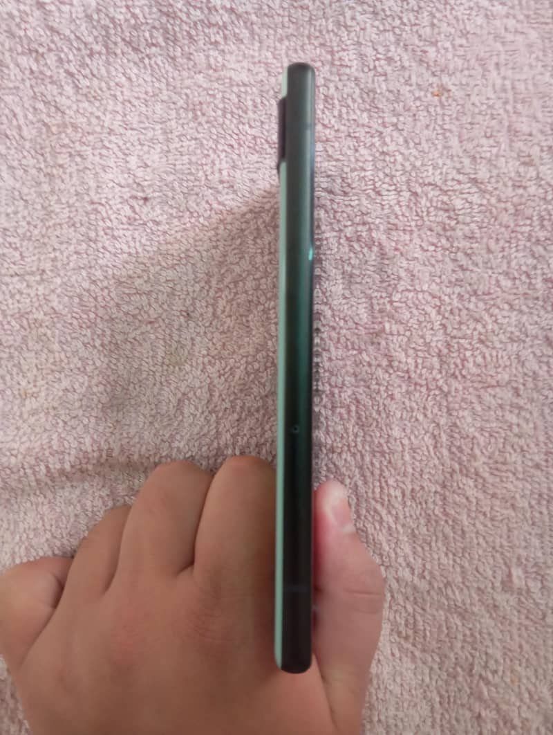 Google pixel 6a 3