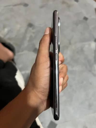 Vivo V50