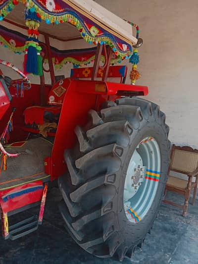 Massey 385