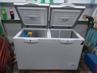 Dawlance deep freezer