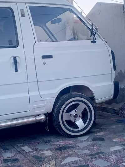 Suzuki Bolan 2019
