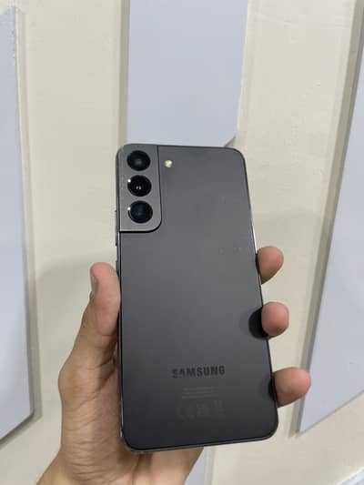 Samsung Mobile S22
