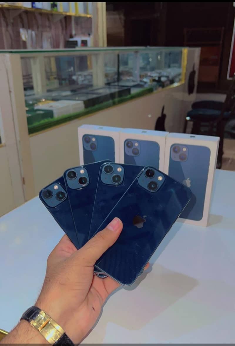 Apple iPhone 13 1